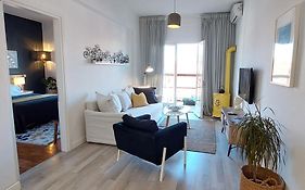 Aay- Best Corfu Town & Sea Apart 2Bedroom Renovated + Lift / Comfy&Design+Wifi