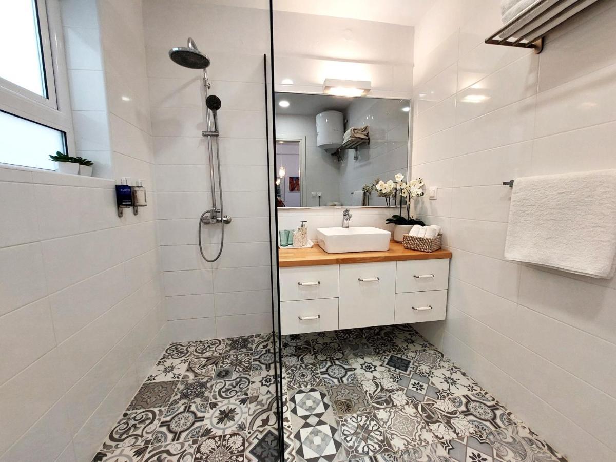 Aay- Best Corfu Town & Sea Apart 2Bedroom Renovated + Lift / Comfy&Design+Wifi Extérieur photo